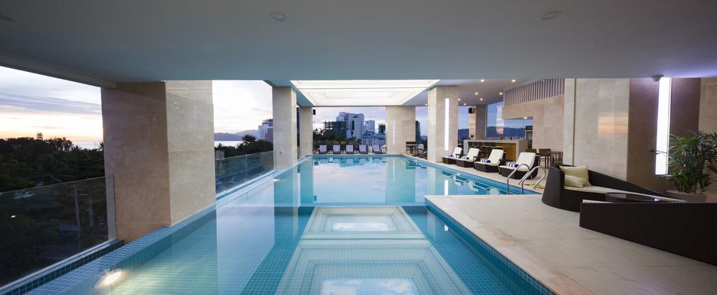 เดนโดร โกลด์ โฮเต็ล Hotel ญาจาง ภายนอก รูปภาพ