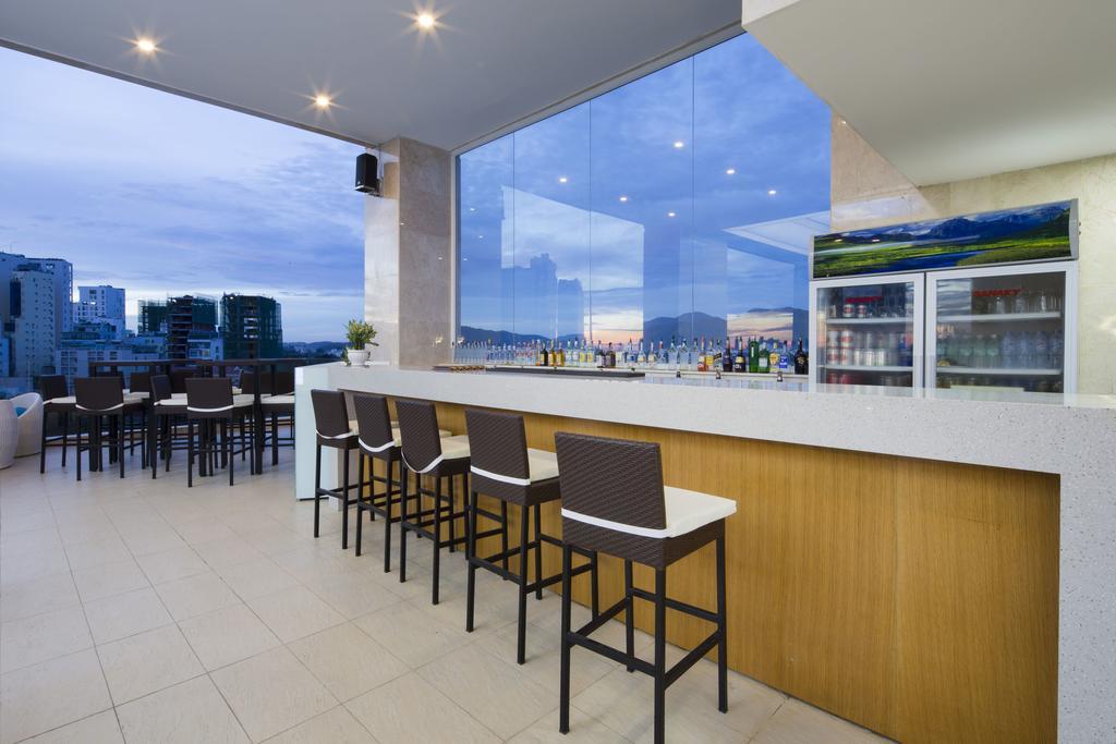 เดนโดร โกลด์ โฮเต็ล Hotel ญาจาง ภายนอก รูปภาพ
