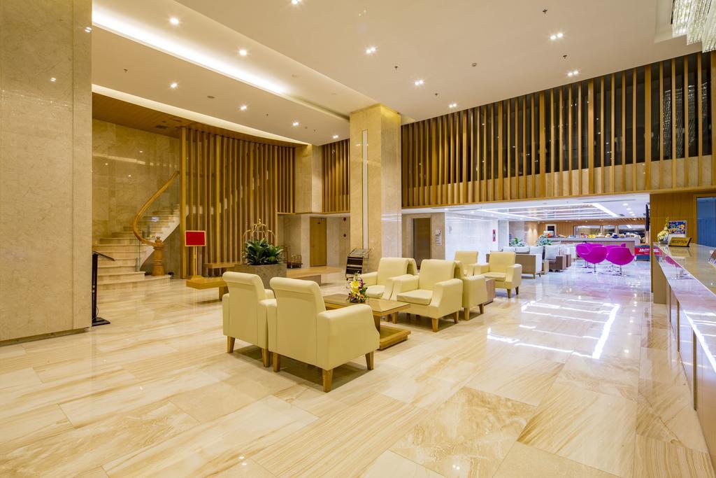 เดนโดร โกลด์ โฮเต็ล Hotel ญาจาง ภายนอก รูปภาพ