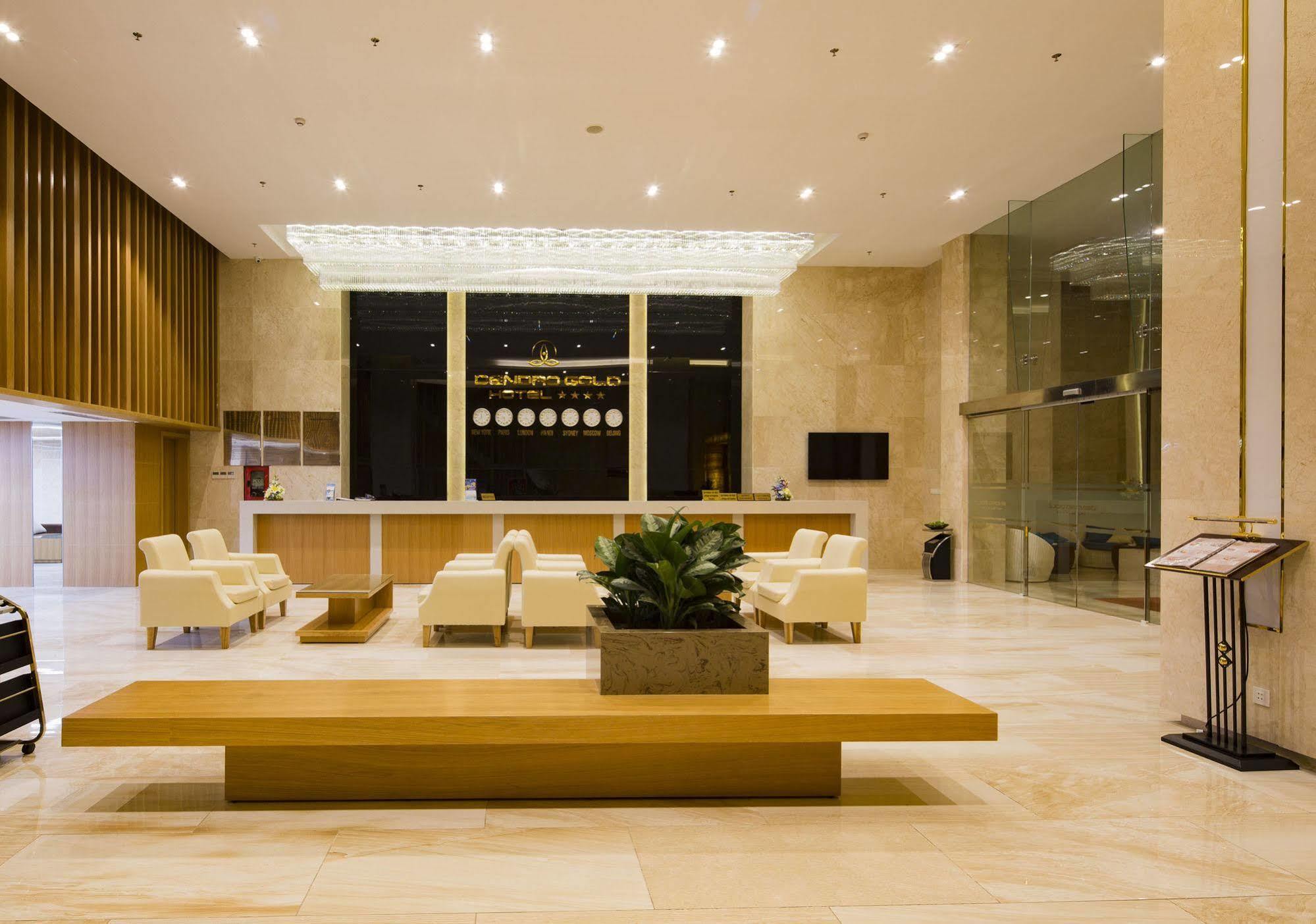 เดนโดร โกลด์ โฮเต็ล Hotel ญาจาง ภายนอก รูปภาพ