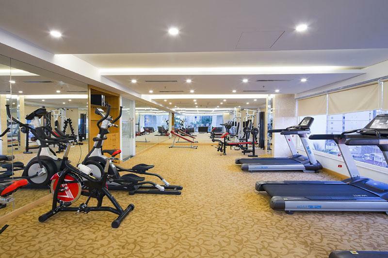 เดนโดร โกลด์ โฮเต็ล Hotel ญาจาง ภายนอก รูปภาพ